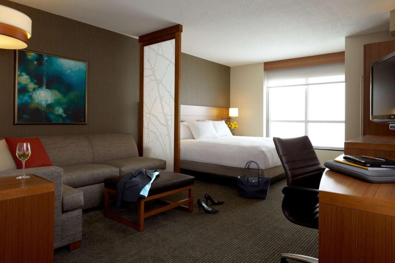 Hyatt Place Detroit/Ройал-Оук Экстерьер фото