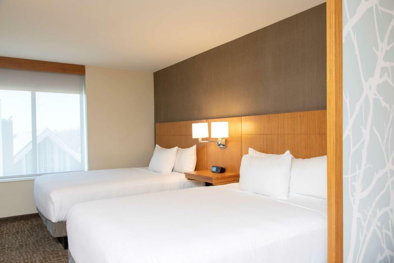 Hyatt Place Detroit/Ройал-Оук Экстерьер фото