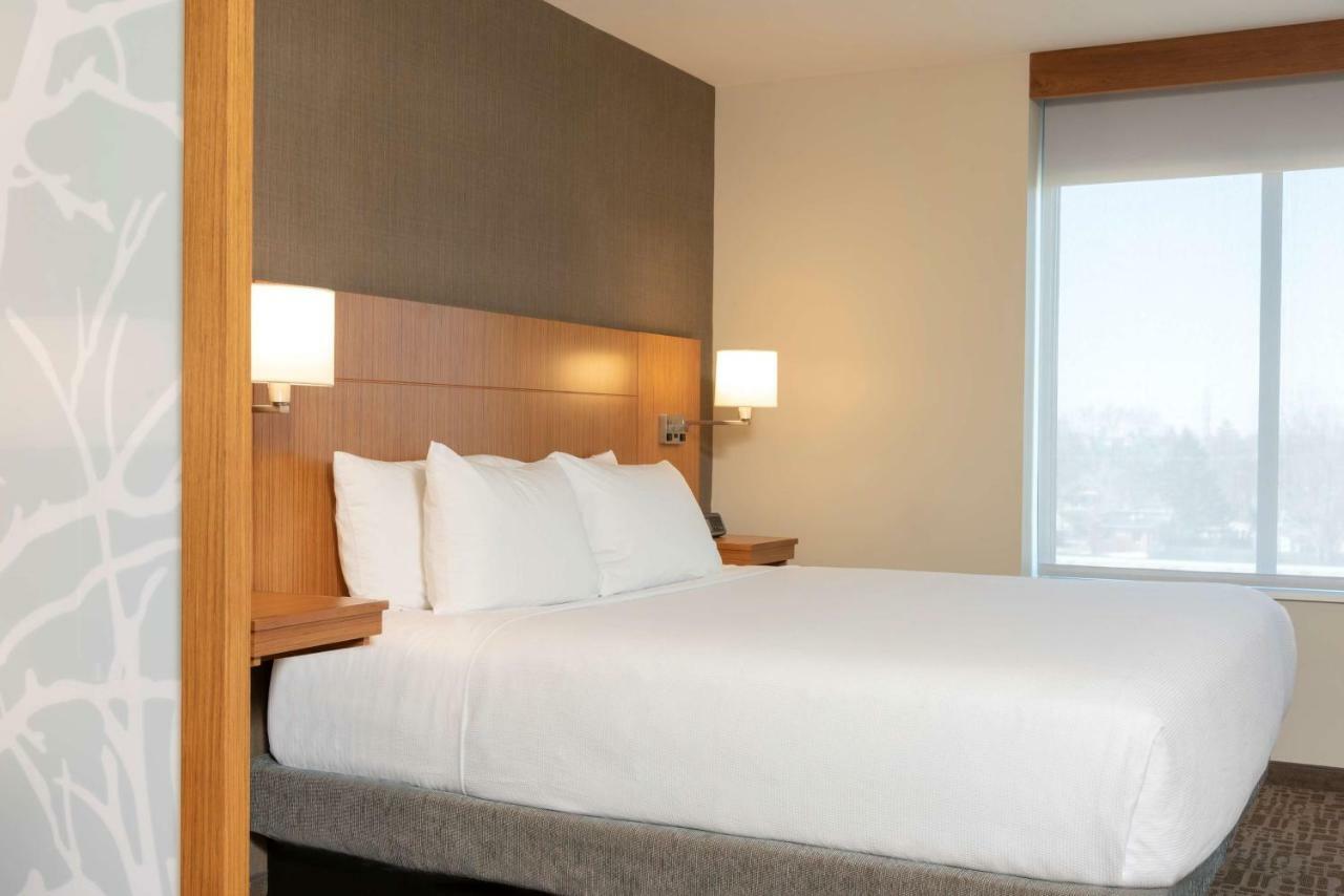 Hyatt Place Detroit/Ройал-Оук Экстерьер фото